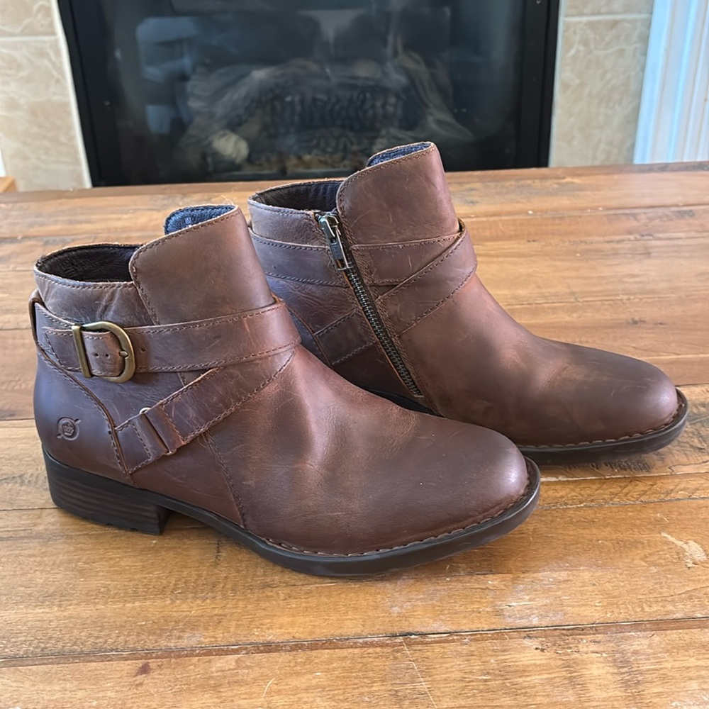 Women's Born Brown Leather Ankle Boots, 8M, Good Condition